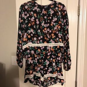 NWT long sleeve floral romper